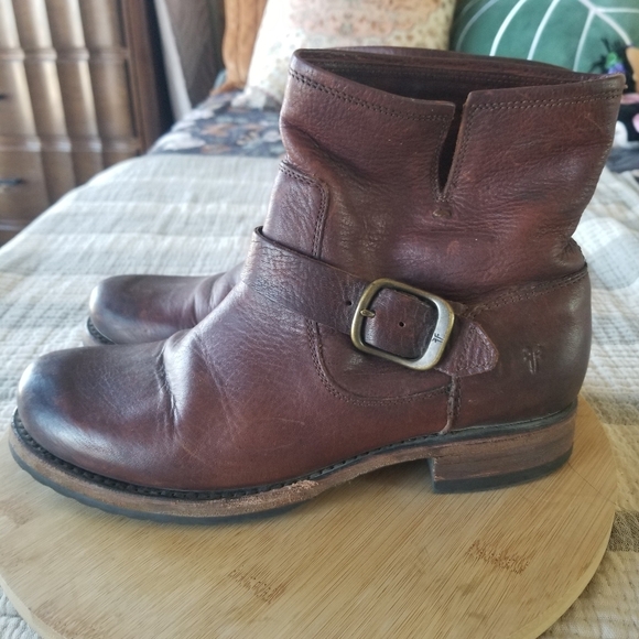 FryeVeronica Moto Booties